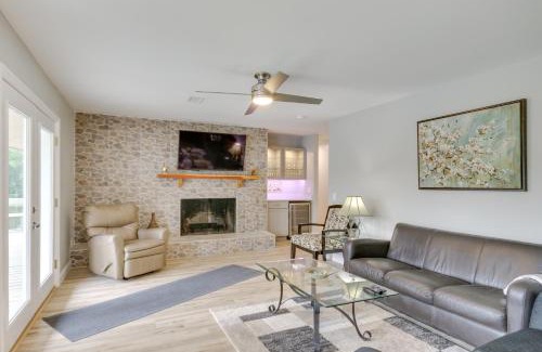 Chapin Casa | Waterfront Lakehouse with Private Dock and Fire Pit!