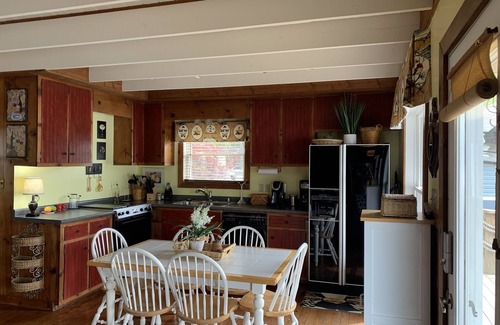 Florence Casa | Vivir frente al mar en el lago Wilson