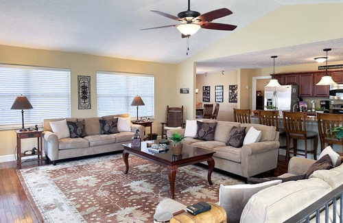 Maynardville Casa | Waterfront living with private dock, private boat launch, kayaks & firepit