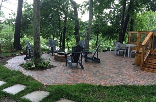 Lansdowne Cabaña | Waterfront Luxury for 5 Private Hot Tub Pet Friendly Retreat