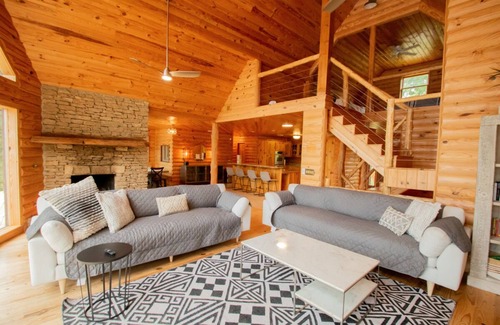 Linden Casa | Waterfront Luxury Getaway