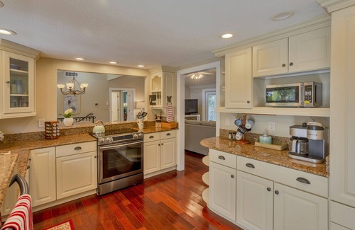 Ozona Casa | Waterfront luxury home in Ozona.