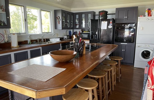 Mid-Coast and Islands Casa | Waterfront Main House & Guest Cottage- Casco Bay, So. Harpswell 1 semana estancia mínima