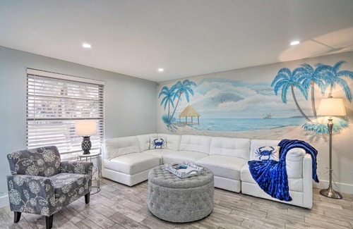 Matlacha Casa | Waterfront Matlacha Home with Hot Tub and Grill!
