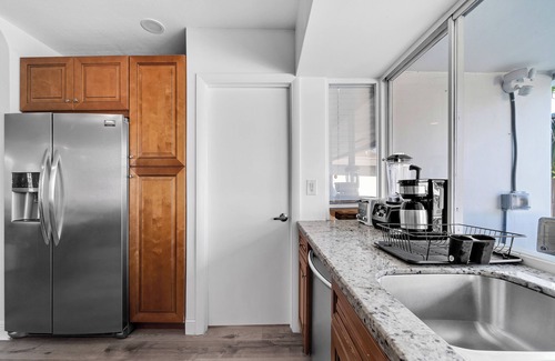 Ojus Casa | Waterfront Miami Home with Heated Pool