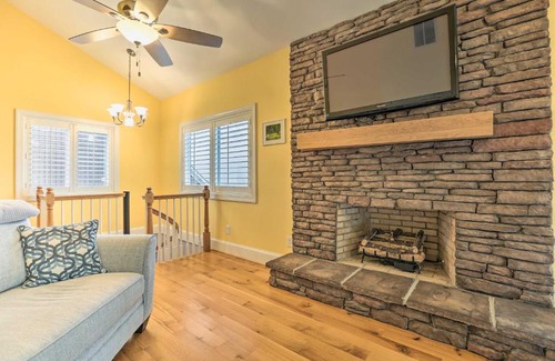 New London Casa | Waterfront New London Abode with Grill and Kayaks!