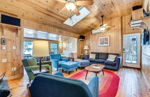 North Hero Casa | Waterfront North Hero Home with Screened Porch