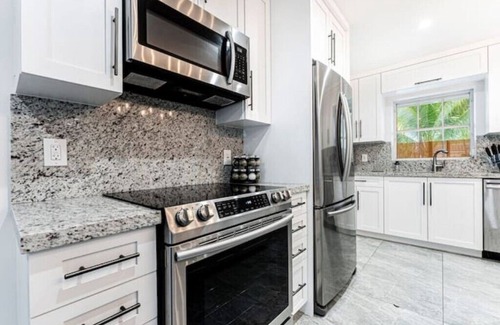Lauderdale Harbours Casa | Waterfront Oasis Near Las Olas