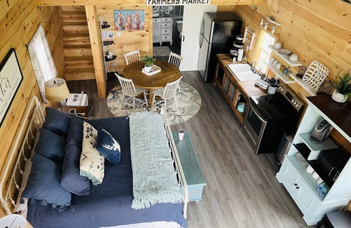 Mount Liberty Cabina | Waterfront Oasis Deep in Nature