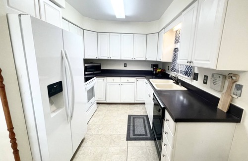 Middle River Casa | Waterfront Oasis w/ Private Dock, 3BR/2BA