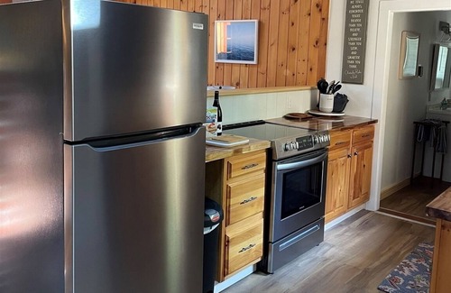 Standish Cabaña | WATERFRONT ON SEBAGO LAKE, SANDY BEACH, DOCK, MOORING, AC, AND PET FRIENDLY
