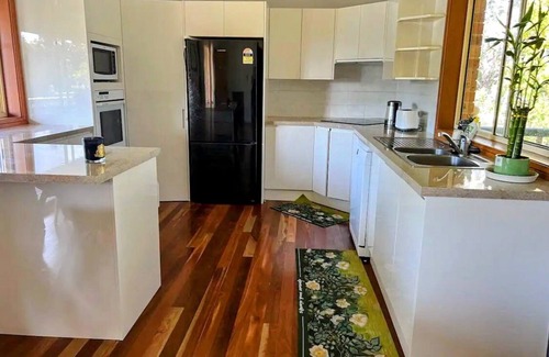 Dora Creek Casa | Waterfront Paradise Free Boating Fishing