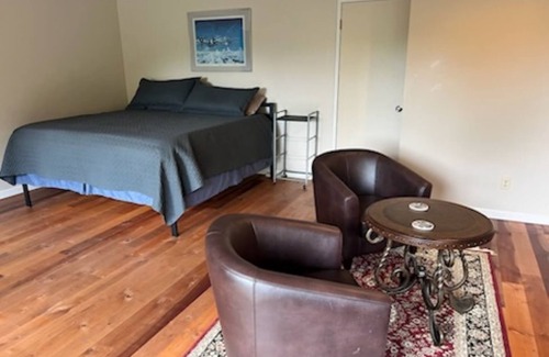 Tacoma Casa | Waterfront Paradise Home + BBQ + Sauna!