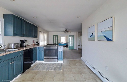 Portsmouth Apartamento | Waterfront Paradise Above the Cove