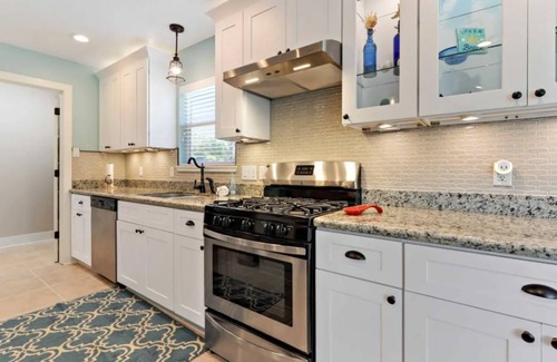 Pass Christian Casa | Waterfront Pass Christian Home w/ Bay Access!