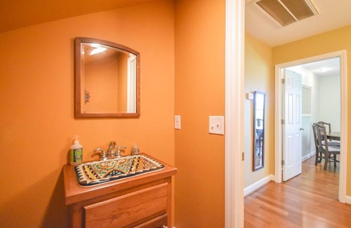 Olivia Casa | WATERFRONT & PET FRIENDLY! Beautiful Lakefront Home Near Golf and Fort Bragg