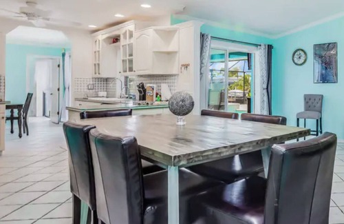 Fort Myers Casa | Waterfront Pool Home w/ Spa, Game Room & Dock – Gulf Access!
