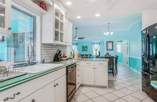 Fort Myers Casa | Waterfront Pool Home w/ Spa, Game Room & Dock – Gulf Access!