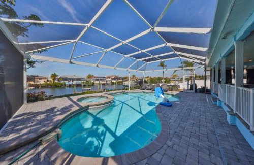 Apollo Beach Casa | Waterfront Pool House with Heated Pool