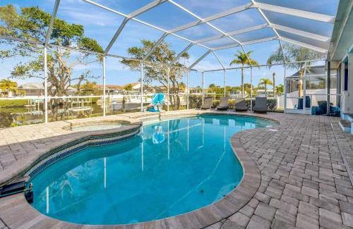 Apollo Beach Casa | Waterfront Pool House with Heated Pool