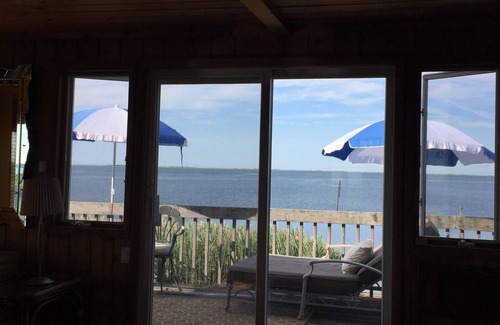 Brookhaven Casa | Frente al mar y playa privada casa de estilo escandinavo cerca de Bellport, NY