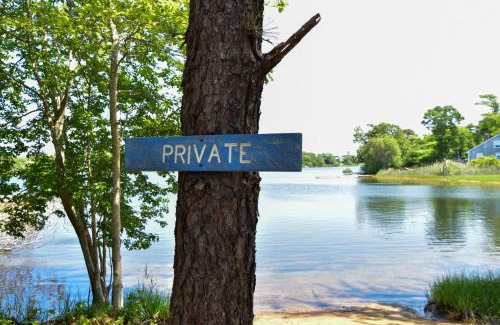 West Dennis Casa | Waterfront Private Dock Peaceful Retreat