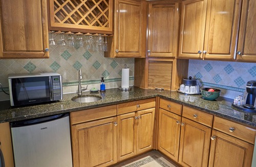 Fairhaven Complejo | Waterfront property with Indoor Pool - 1.5 Miles to Beach