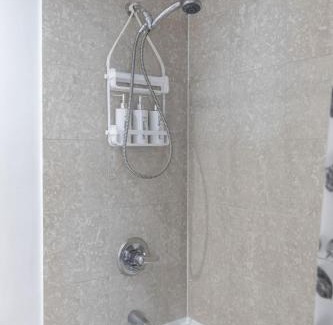 Central Waterfront Apartamento | Waterfront Queens Quay West