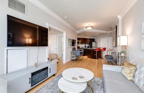 Central Waterfront Apartamento | Waterfront Queens Quay West