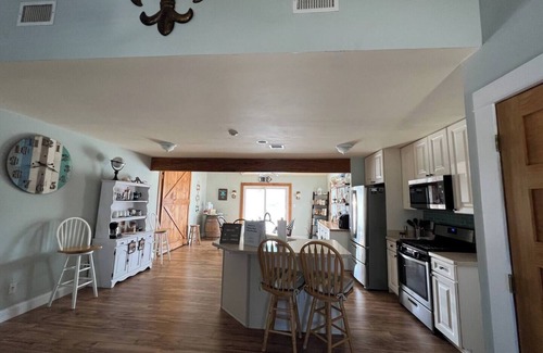 Beach Haven West Casa | Waterfront retreat minutes from the beach