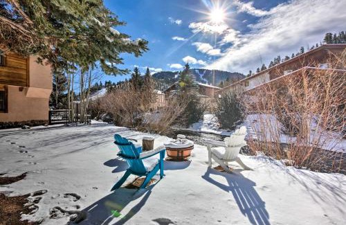 Red River Casa | Waterfront Red River Haven Walk to Ski Lift!