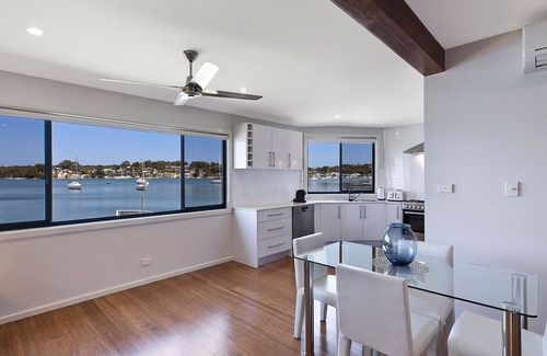 Fishing Point Casa | Waterfront Relaxation