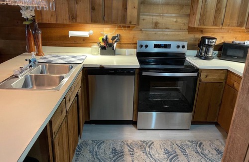 Camden Condominio | Waterfront Retreat for the whole family