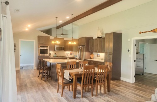 River Bend Casa | Waterfront Retreat
