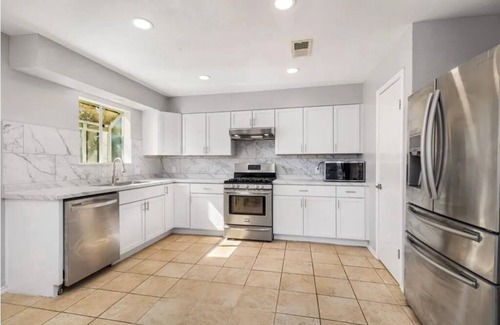Baytown Casa | Waterfront Retreat w/ Pool: Family & Fishing Escape in Baytown, Near Houston