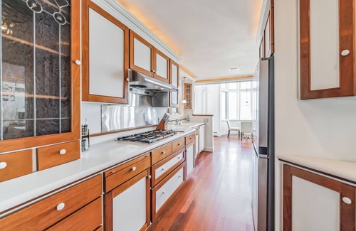 Bayside Acres Casa | Waterfront Retro Retreat - Amazing SF Getaway