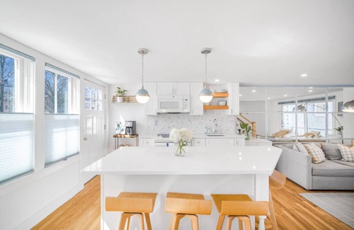 Rockport Casa | Waterfront Rockport Gem Steps to Shops and Beaches