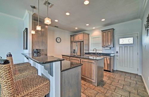 Rockport Casa | Waterfront Rockport Home w/ Dock & 3 Kayaks!