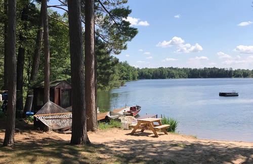 Lac du Flambeau Casa | Lakeside Lodge, ideal para familias y mascotas, cerca de lo mejor de Northwoods.
