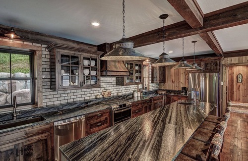Star Lake Cabina | Waterfront Star Lake Cabin, Boat Dock On-Site