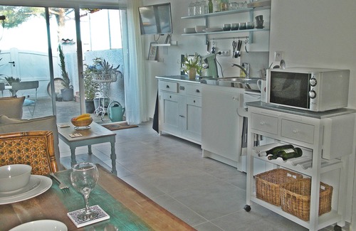 Marseillan Apartamento | Estudio frente al mar con bañera de hidromasaje y estacionamiento seguro, ideal para parejas (se admiten perros)