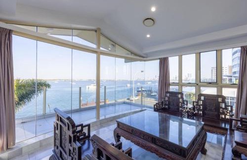 Labrador Casa | WaterFront Stunning Antique 4Rms 7Beds HolidayHome