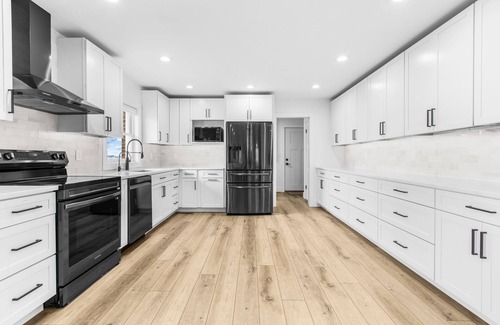 Chester Casa | Waterfront Sunset Bayview: sleeps 6