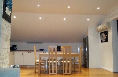 Bibinje Apartamento | Apartamento en la planta superior frente al mar con vistas al mar y las islas