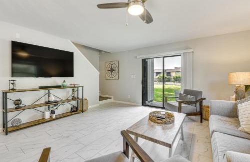 Mary Esther Casa | Waterfront Townhome about 10 Mi to Navarre Beach!