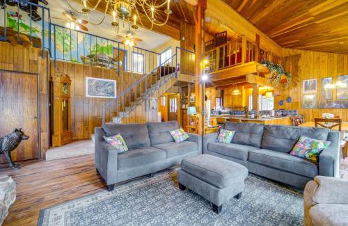 Truckee Casa | Waterfront Truckee Cabin on Donner Lake!