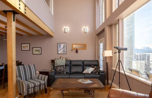 Homer Casa | Homer, AK Waterfront Town Home, capacidad para 10 personas