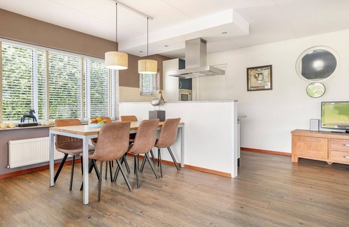 Midlaren Casa | Casa sobre el agua, cerca del Zuidlaardermeer