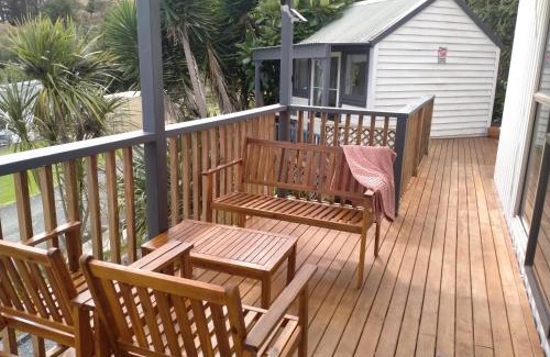 Pahi Casa | Waterfront weekend stay with sleep out