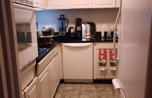 District Wharf Condominio | Waterfront/Wharf/Metro/cozy 1-bedroom with AC, WiFi, fitness room